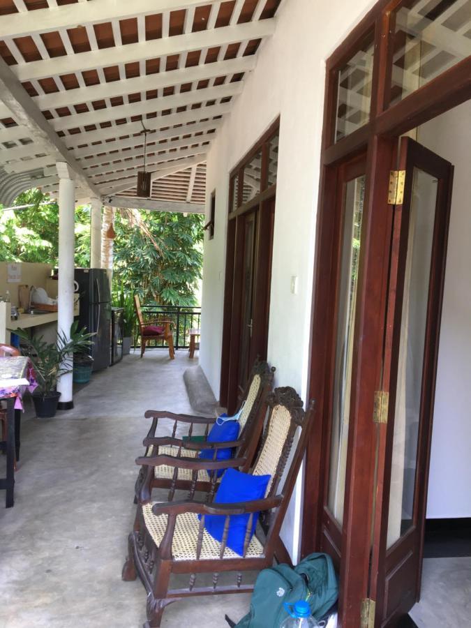 Unawatuna Backpacker Lodge エクステリア 写真