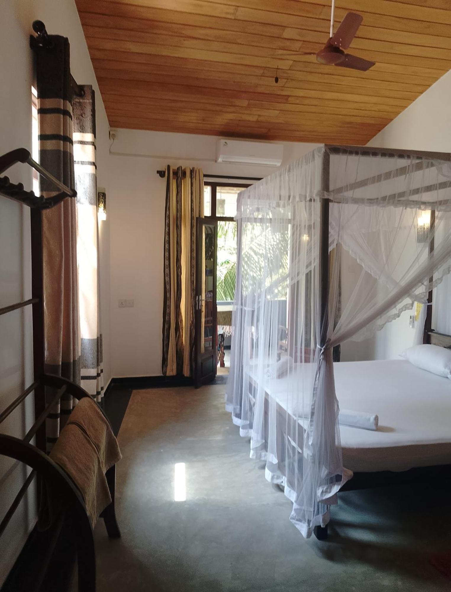 Unawatuna Backpacker Lodge エクステリア 写真